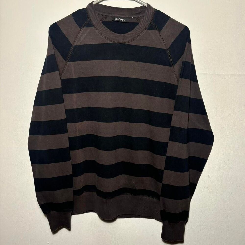 Early 2000s DKNY Black and Grey Striped Raglan Crewneck Hoodie